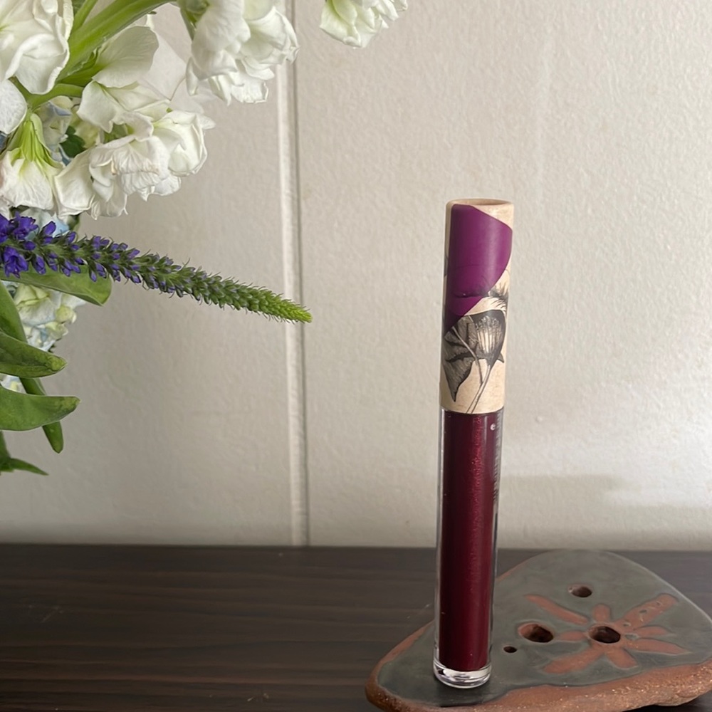 Starling by Noyah natural lipgloss